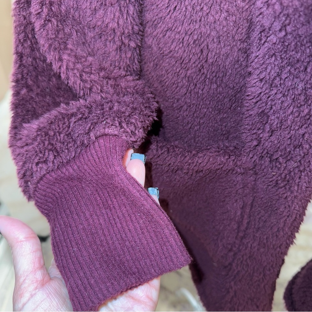 Hippie Rose Maroon Faux Fur Cardigan - Picture 4 of 4
